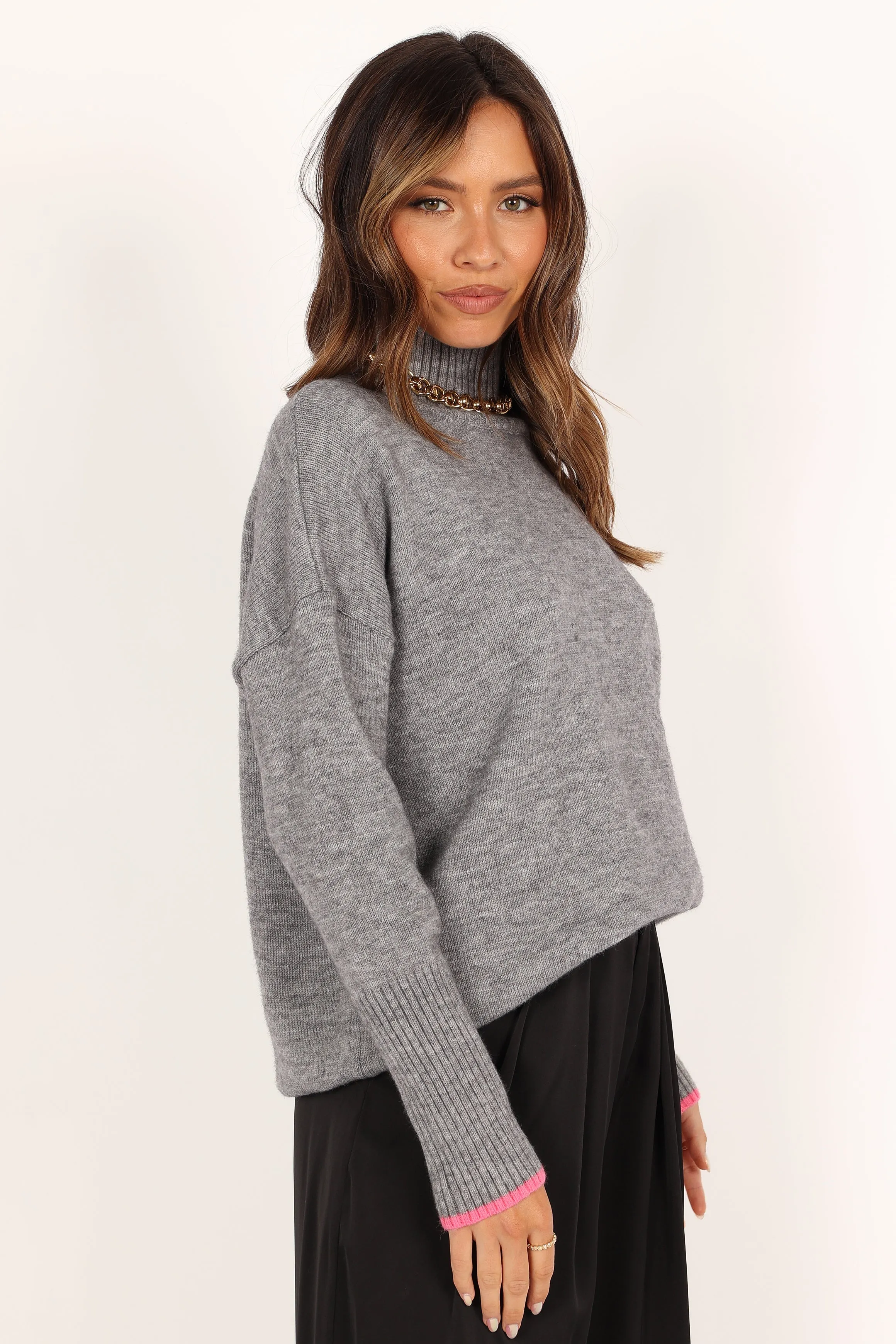 Lacey Turtleneck Contrast Sleeve Knit Sweater - Grey